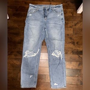 Women’s American Eagle High Rise Mom Jeans